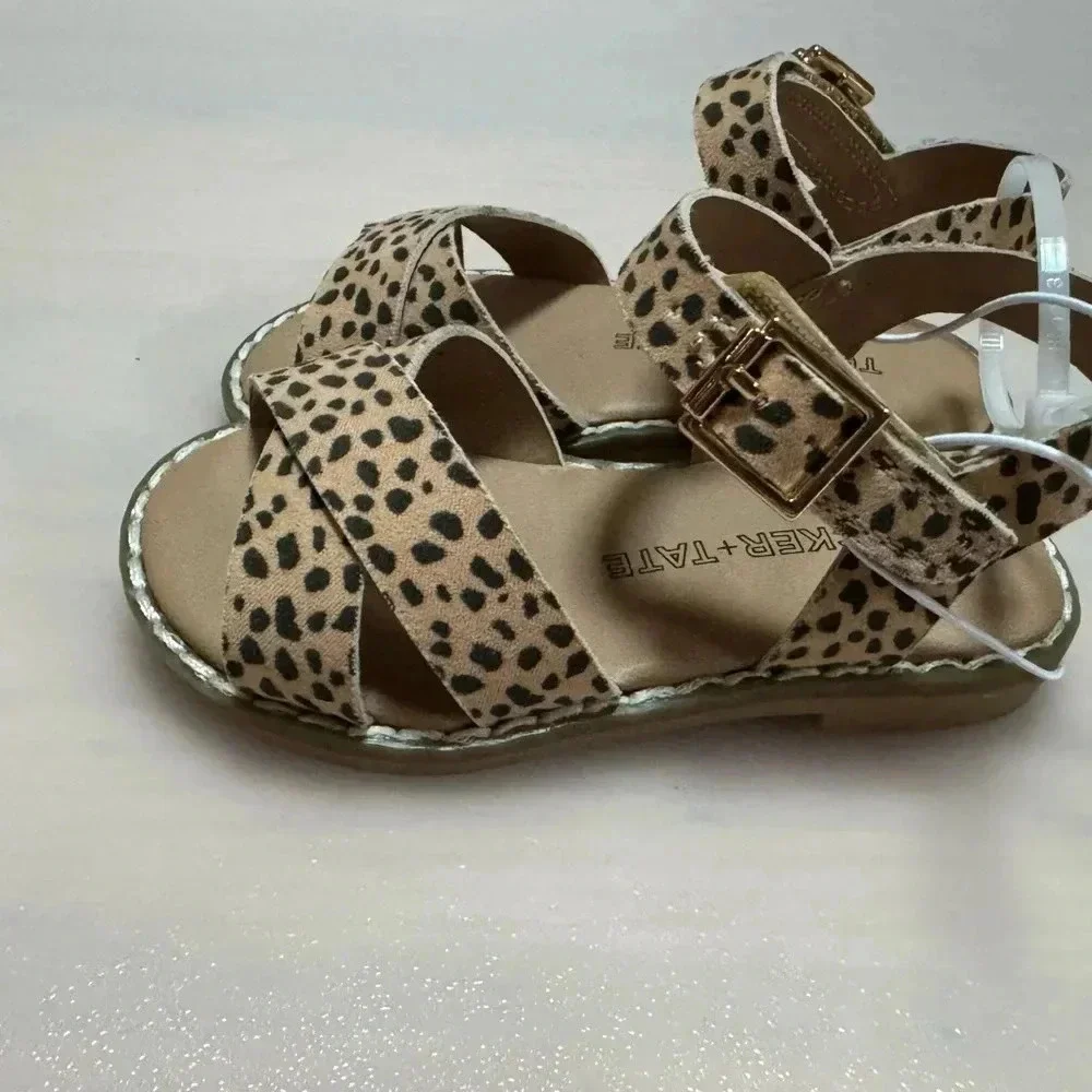 Tucker + Tate Arya Black Sandals Criss Cross Strap Beach Summer Casual Girls 5c
